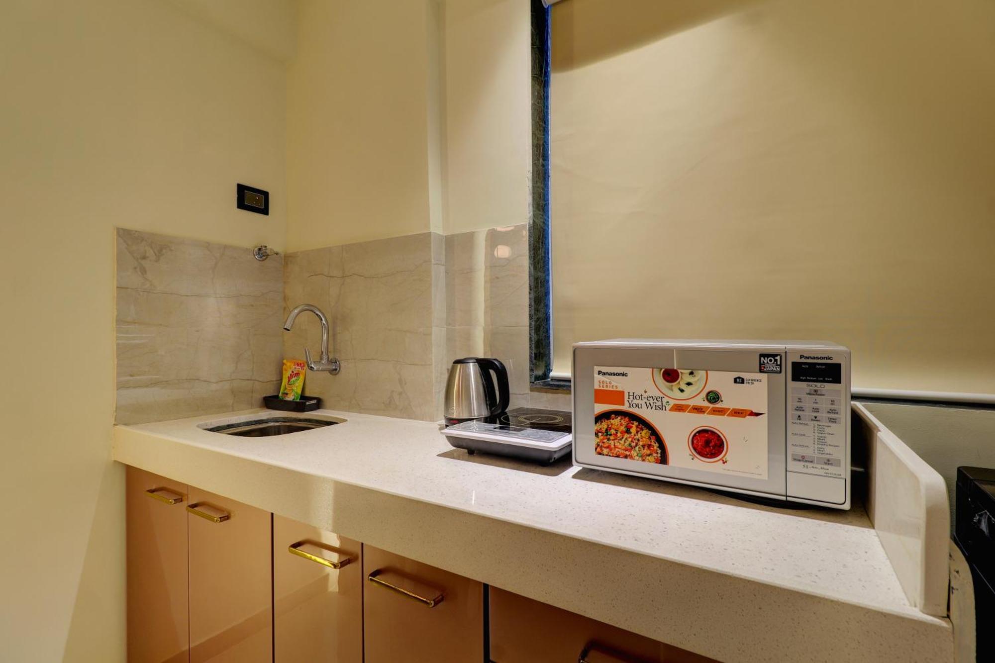 Home2 Suites And Service Apartments, Mumbai Airport מראה חיצוני תמונה