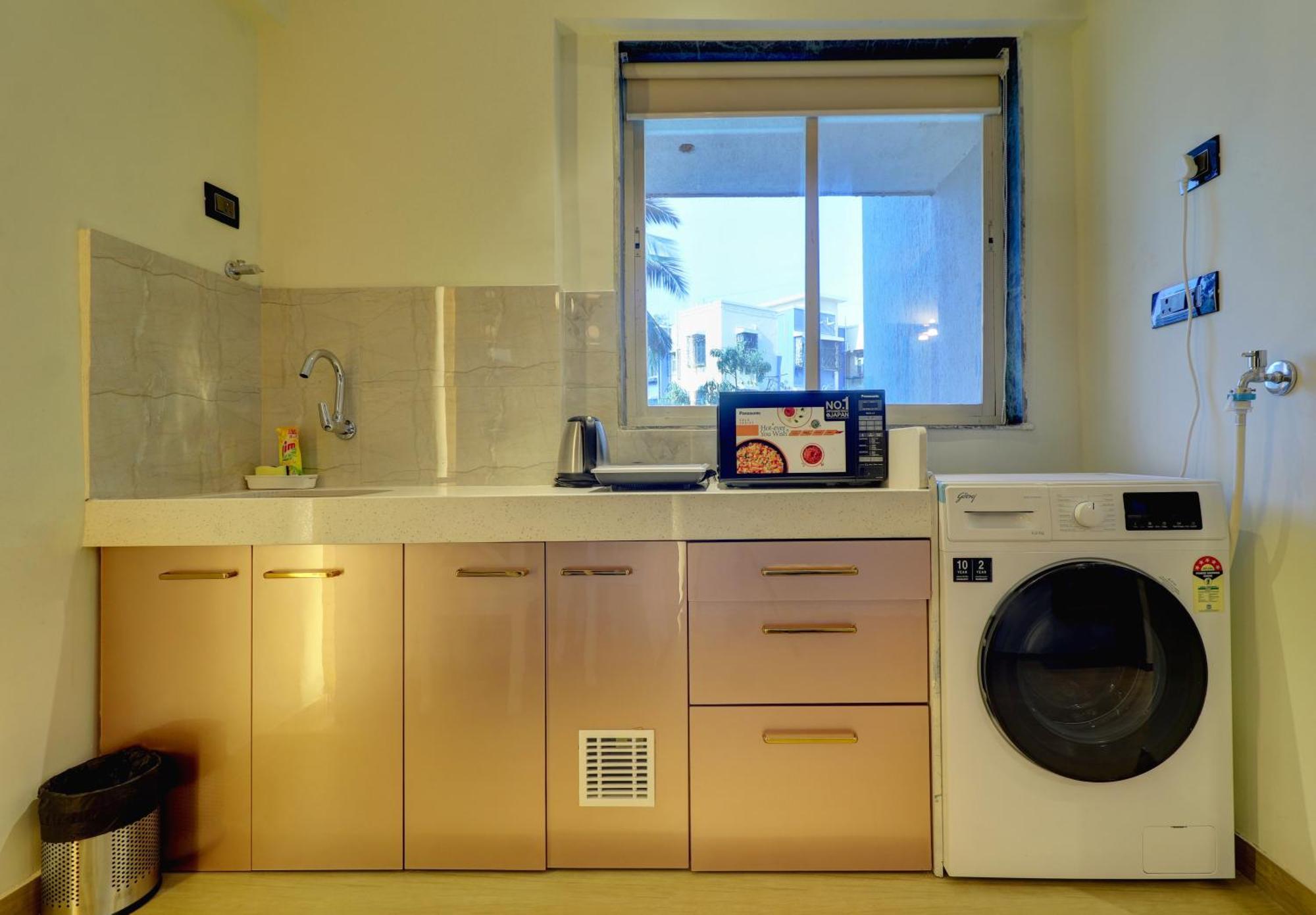 Home2 Suites And Service Apartments, Mumbai Airport מראה חיצוני תמונה