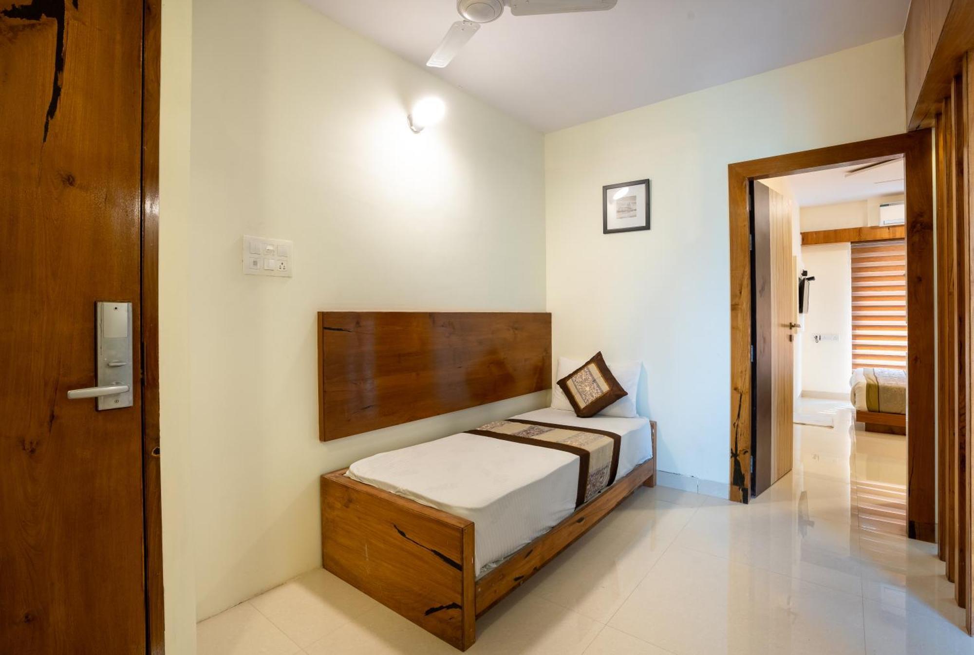 Home2 Suites And Service Apartments, Mumbai Airport חדר תמונה